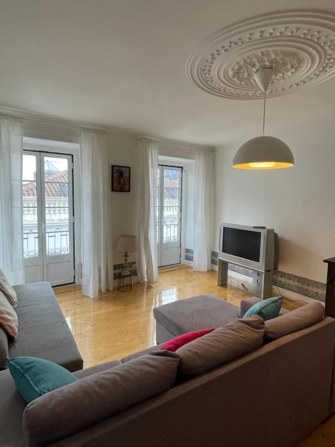 Beautiful Apartment Downtown Лиссабон Экстерьер фото